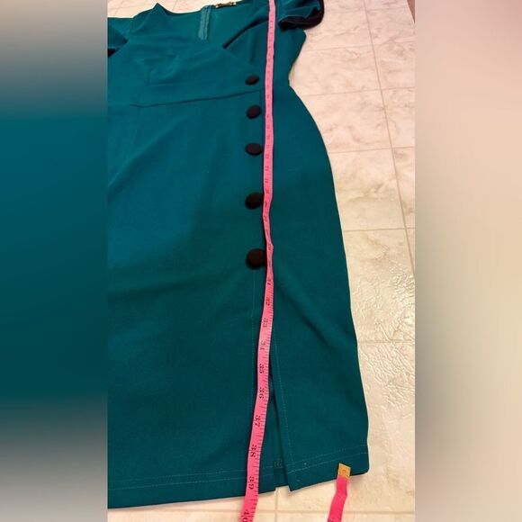 MIUSOL Button Detail Split Hem Dress - Picture 10 of 10